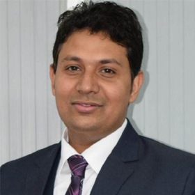 innovaeditor/assets/our team/dr-Gaurav-Pandav.png